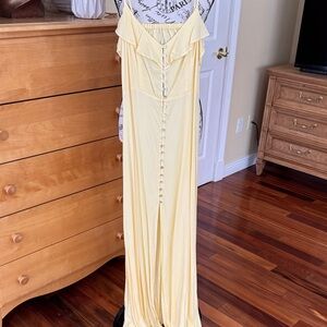 Forever 21 Light Yellow maxi dress size s